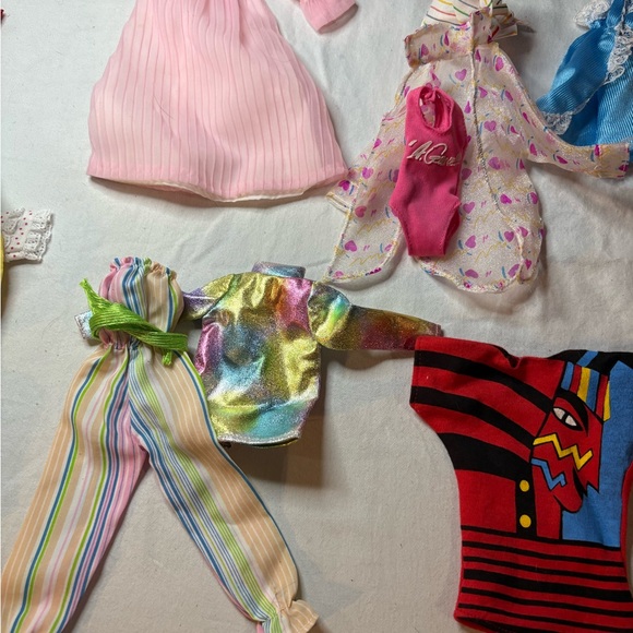Lots of Super Cute Barbie or any that size Doll outfits In lovely condition - Picture 2 of 12